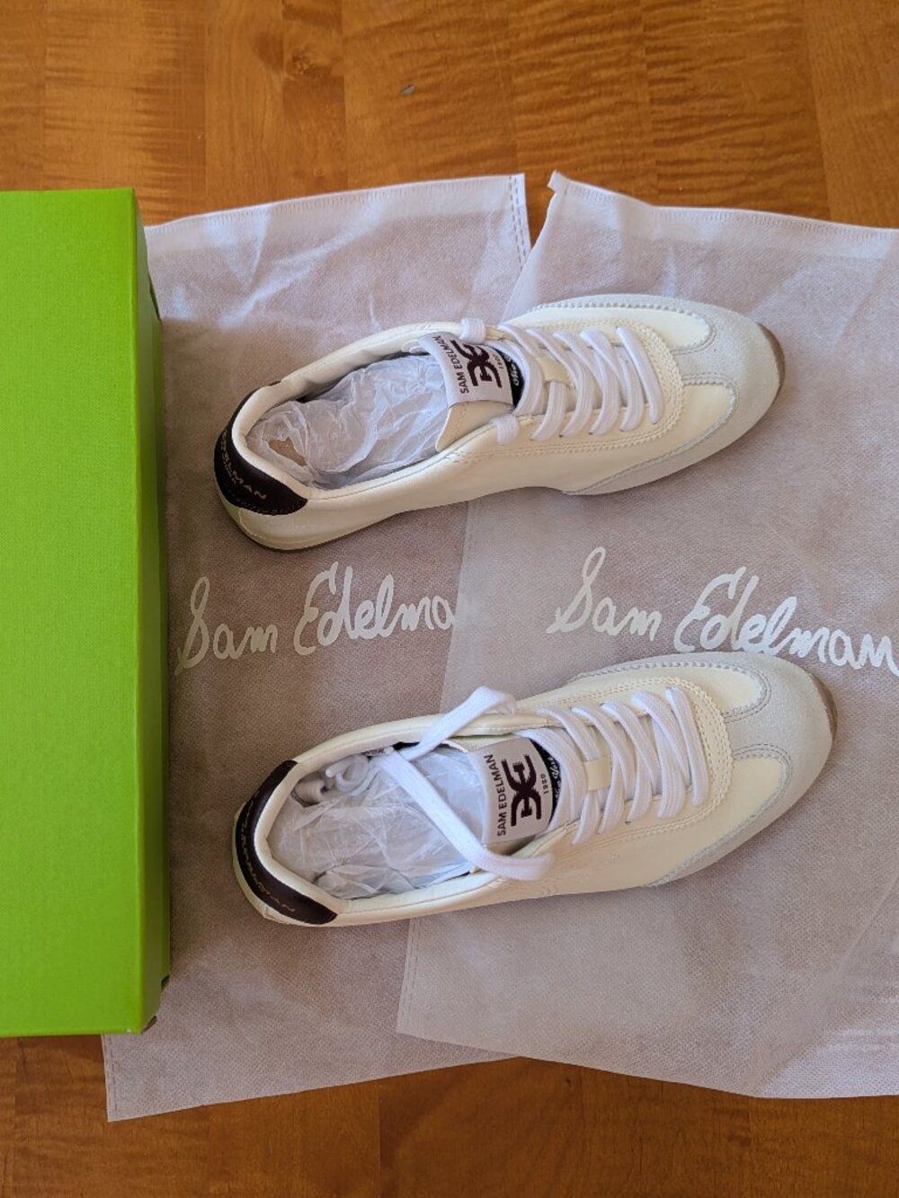New in Box Sam Edelman Isella Sneaker (size 7.5)